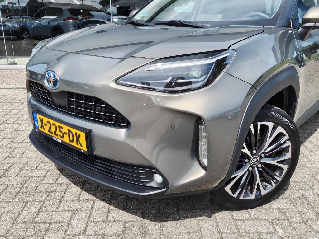 Toyota Yaris Cross 1.5 Hybrid Executive | HUD | JBL | Stoelverwarming | Navi - Image 2