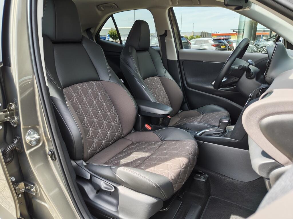 Toyota Yaris Cross 1.5 Hybrid Executive | HUD | JBL | Stoelverwarming | Navi - Image 29