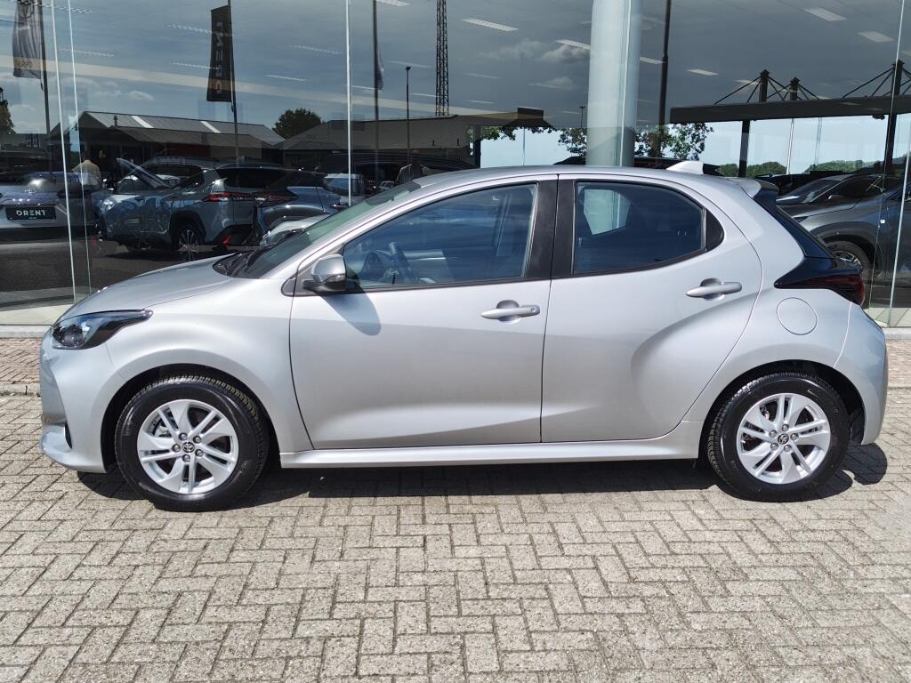 Toyota Yaris 1.5 Hybrid Active | Stoelverwarming | DAB | Lichtmetalen Velgen - Image 3