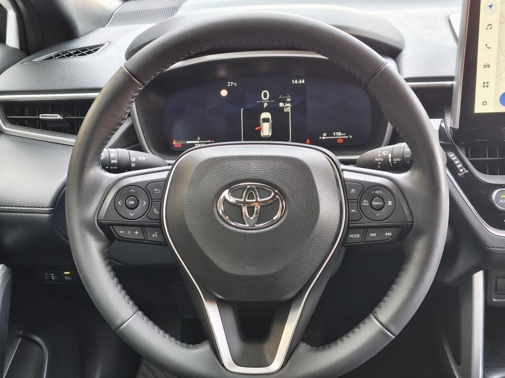 Toyota Corolla Cross Hybrid 200 Style | Trekhaak Afn. | Half Leder | Sensoren | Stoel - Image 10