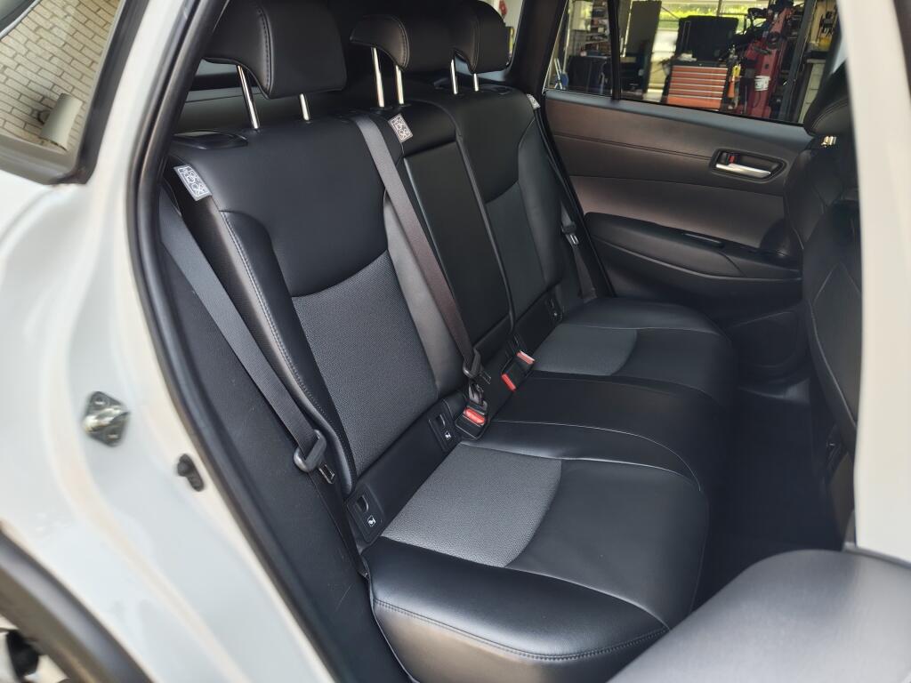 Toyota Corolla Cross Hybrid 200 Style | Trekhaak Afn. | Half Leder | Sensoren | Stoel - Image 32