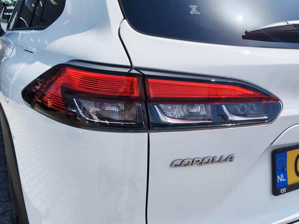 Toyota Corolla Cross Hybrid 200 Style | Trekhaak Afn. | Half Leder | Sensoren | Stoel - Image 37