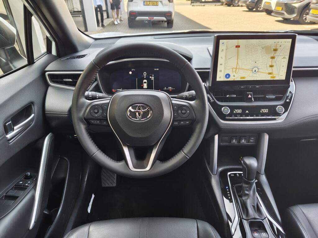 Toyota Corolla Cross Hybrid 200 Style | Trekhaak Afn. | Half Leder | Sensoren | Stoel - Image 9