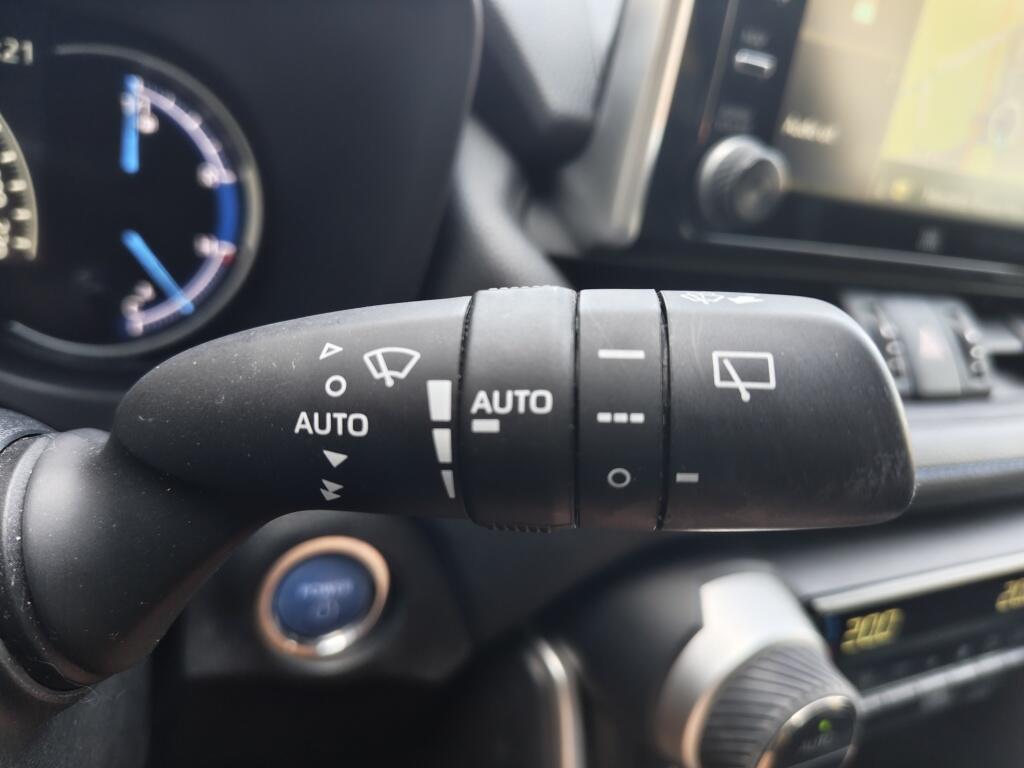 Toyota RAV4 2.5 Hybrid AWD Style Bi-Tone | Trekhaak | Leer | Navi | JBL | An - Image 13