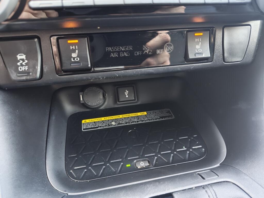 Toyota RAV4 2.5 Hybrid AWD Style Bi-Tone | Trekhaak | Leer | Navi | JBL | An - Image 20