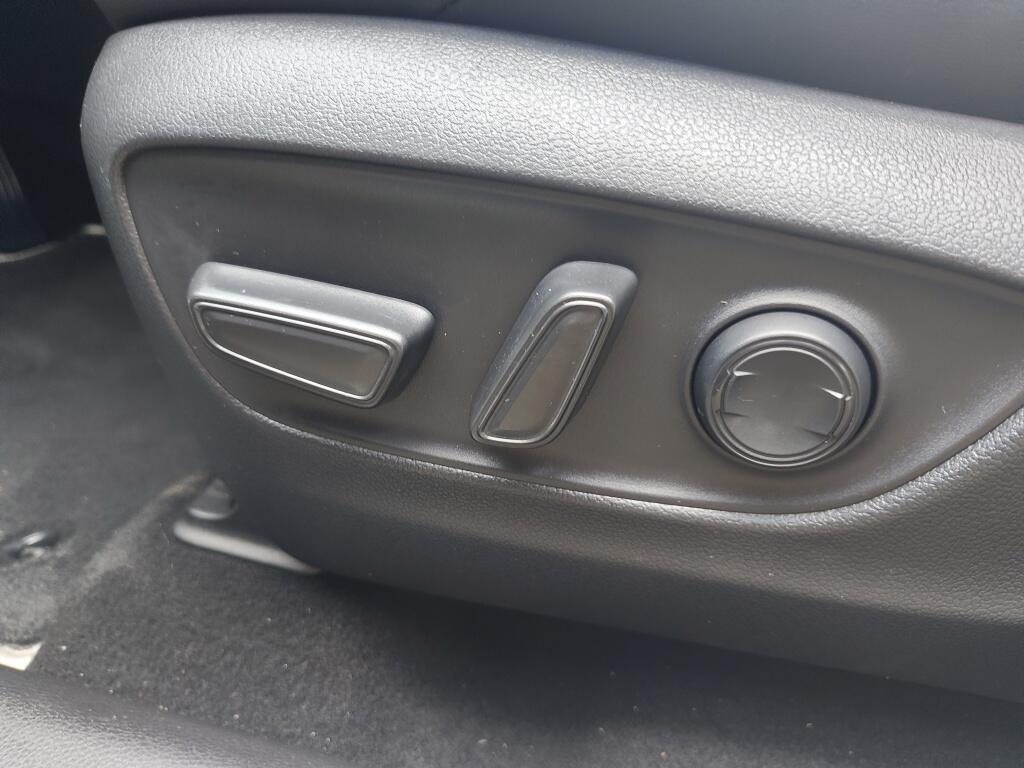 Toyota RAV4 2.5 Hybrid AWD Style Bi-Tone | Trekhaak | Leer | Navi | JBL | An - Image 27