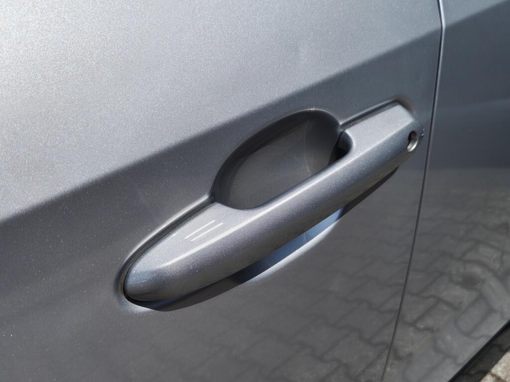 Toyota RAV4 2.5 Hybrid AWD Style Bi-Tone | Trekhaak | Leer | Navi | JBL | An - Image 37