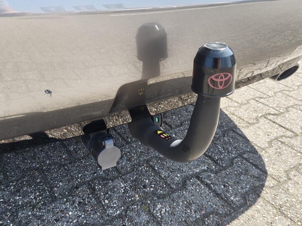 Toyota RAV4 2.5 Hybrid AWD Style Bi-Tone | Trekhaak | Leer | Navi | JBL | An - Image 8
