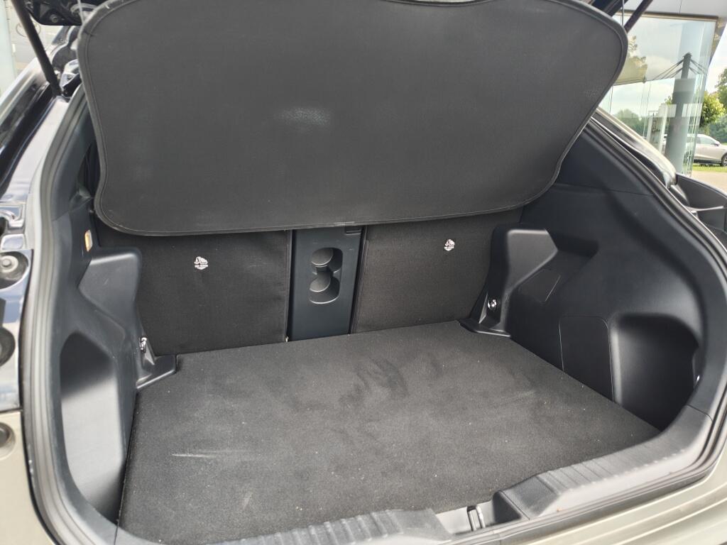 Toyota Yaris Cross 1.5 Hybrid Explore | Navi | Sensoren v/a | Stoelverwarming - Image 31