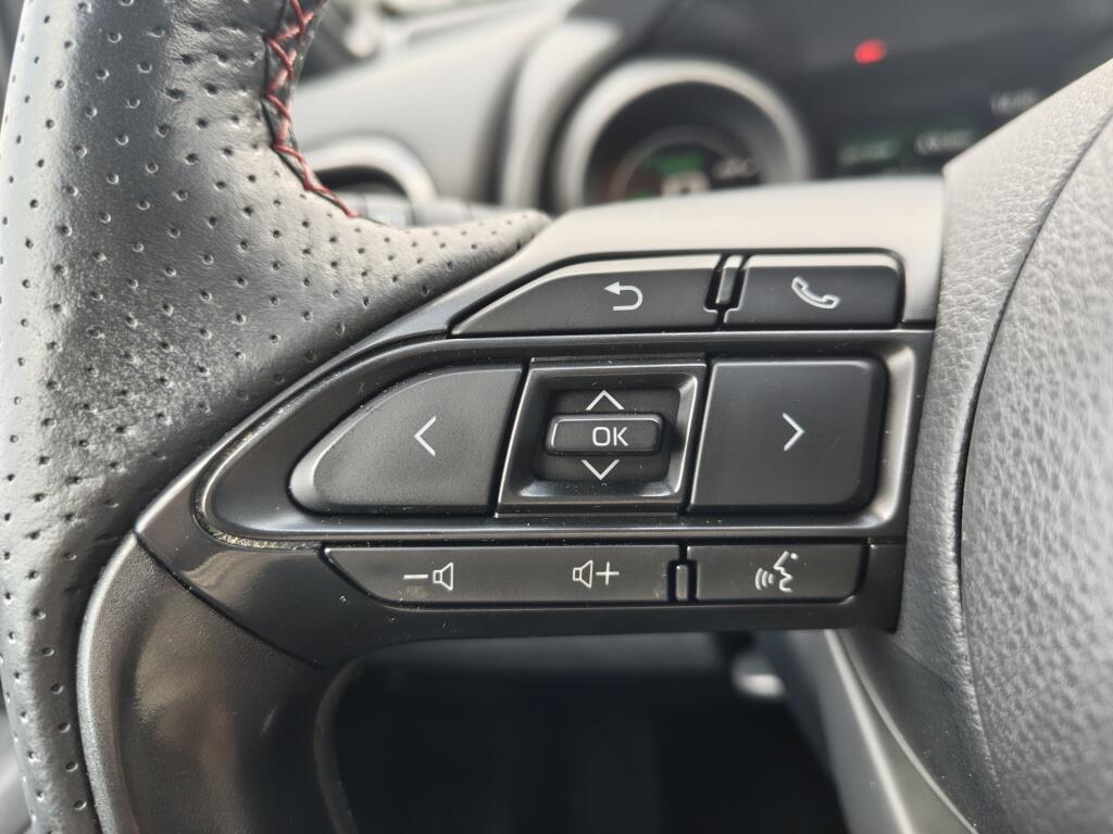 Toyota Yaris 1.5 Hybrid GR Sport | Premium Pack | Trekhaak | Pano | JBL | HUD - Image 16