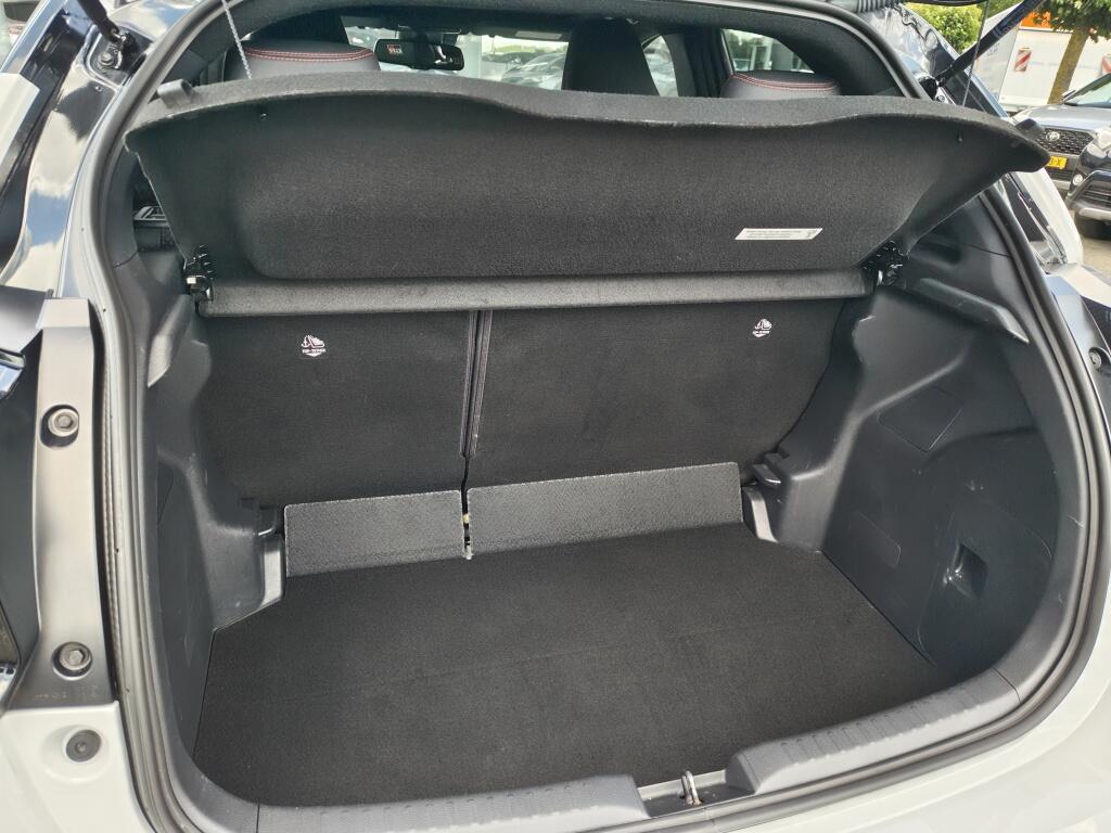 Toyota Yaris 1.5 Hybrid GR Sport | Premium Pack | Trekhaak | Pano | JBL | HUD - Image 35