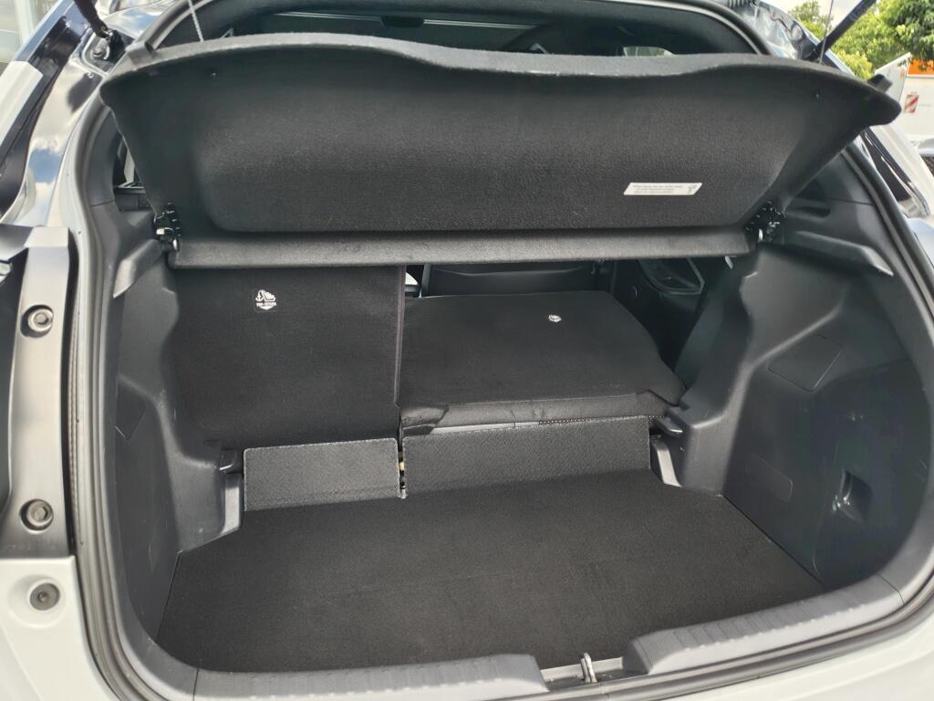 Toyota Yaris 1.5 Hybrid GR Sport | Premium Pack | Trekhaak | Pano | JBL | HUD - Image 36