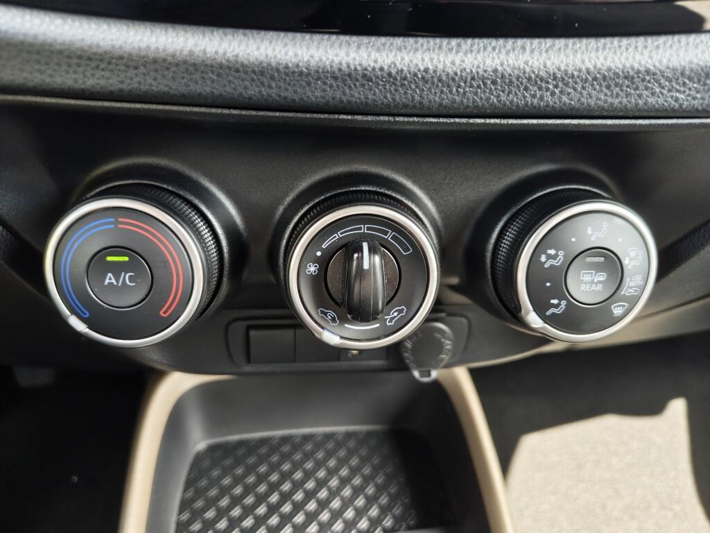 Toyota Aygo X 1.0 VVT-i MT first | All Seasons | Android Auto | Adaptieve Crui - Image 18