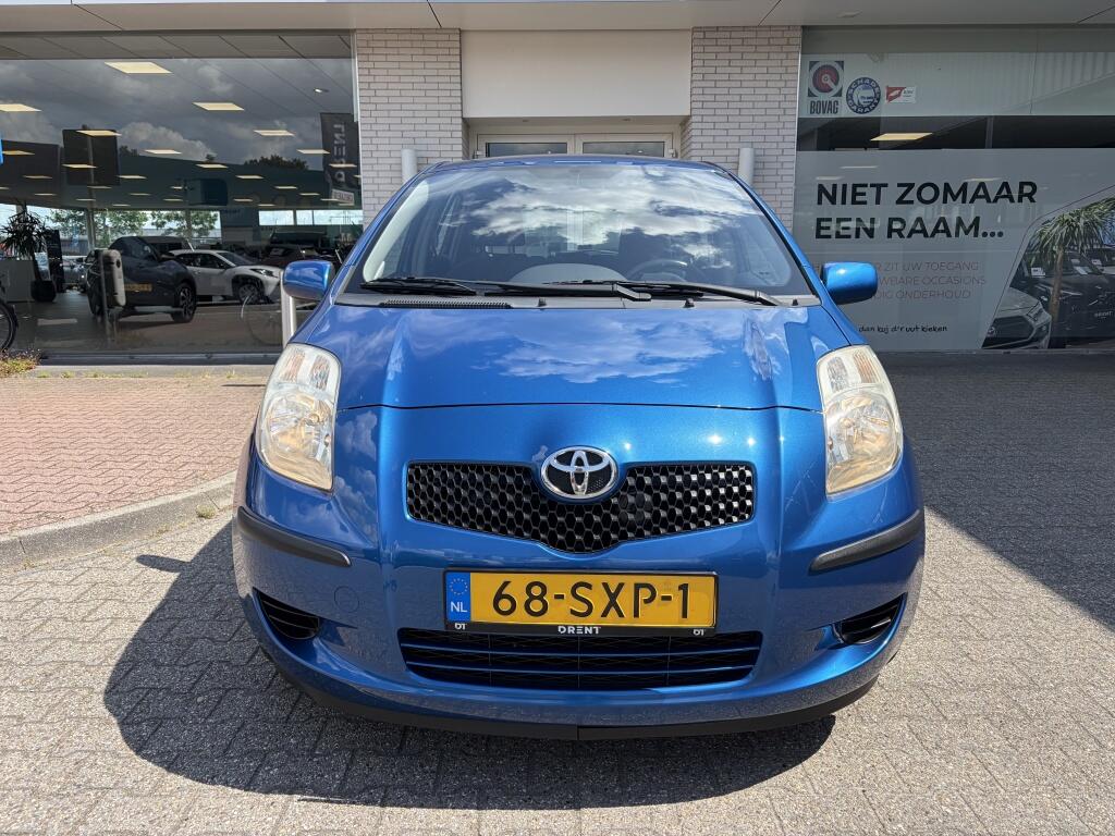 Toyota Yaris 1.3 VVTi Terra | All-season | Airco | Trekhaak | Radio | - Image 6