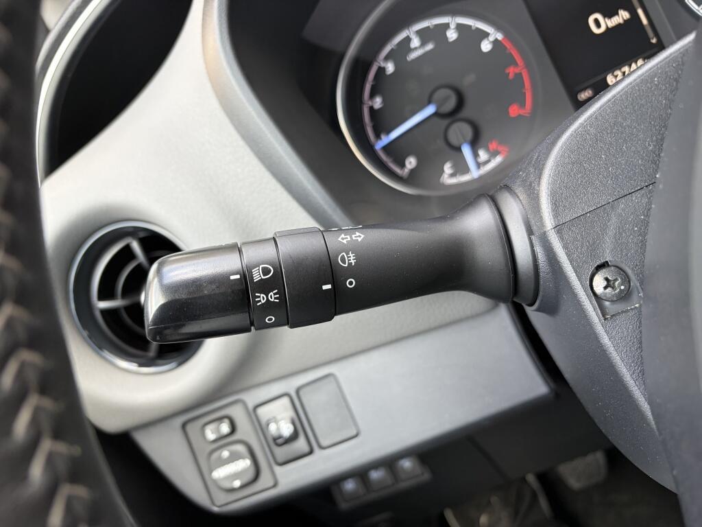 Toyota Yaris 1.5 VVT-i Aspiration | Cruise control | Trekhaak | Dealer onder. - Image 11
