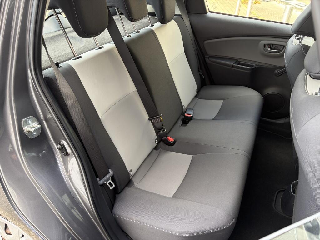 Toyota Yaris 1.5 VVT-i Aspiration | Cruise control | Trekhaak | Dealer onder. - Image 31