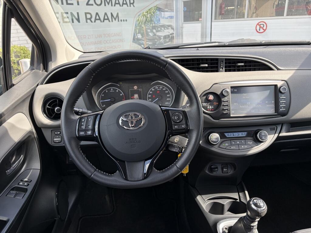 Toyota Yaris 1.5 VVT-i Aspiration | Cruise control | Trekhaak | Dealer onder. - Image 8
