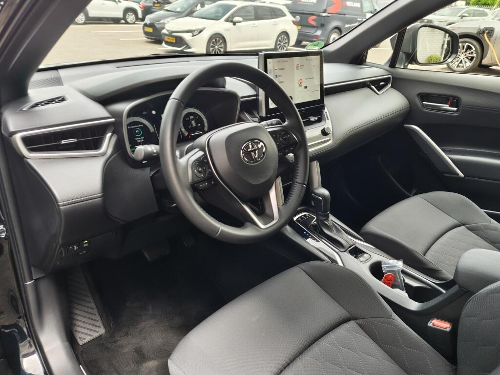 Toyota Corolla Cross Hybrid 140 Style | NL Auto | Sensoren v/a | El. Achterklep | - Image 25