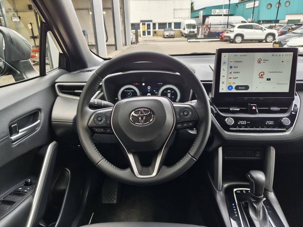 Toyota Corolla Cross Hybrid 140 Style | NL Auto | Sensoren v/a | El. Achterklep | - Image 8