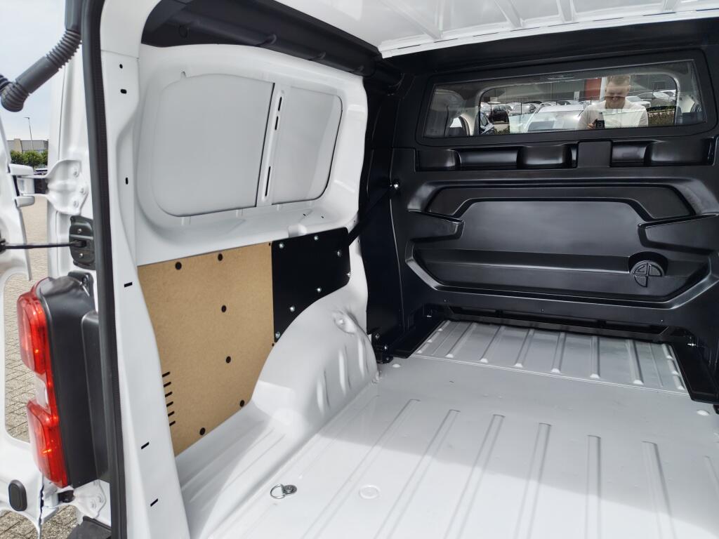 Toyota PROACE Long Worker 2.0 D-4D L2 Challenger Dubbel Cabine | Direct Leverbaar | Uniek - Image 10