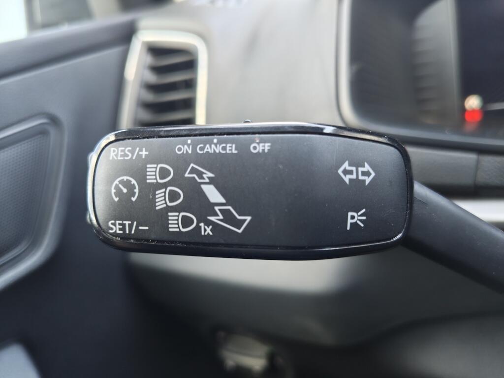 Skoda Karoq 1.5 TSI ACT Business Edition | Sensoren v/a | Achteruitrijcam. | - Image 14