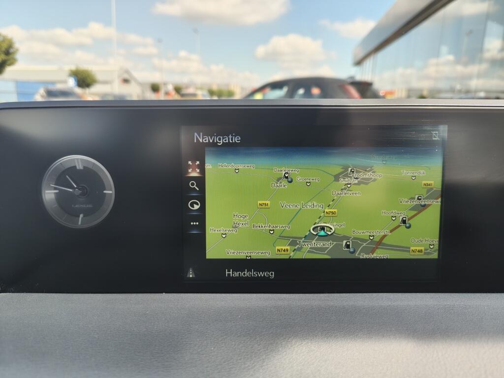 Lexus UX 250h Luxury Line | Leer | Android Auto | All Seasons | Navi | Bl - Image 18