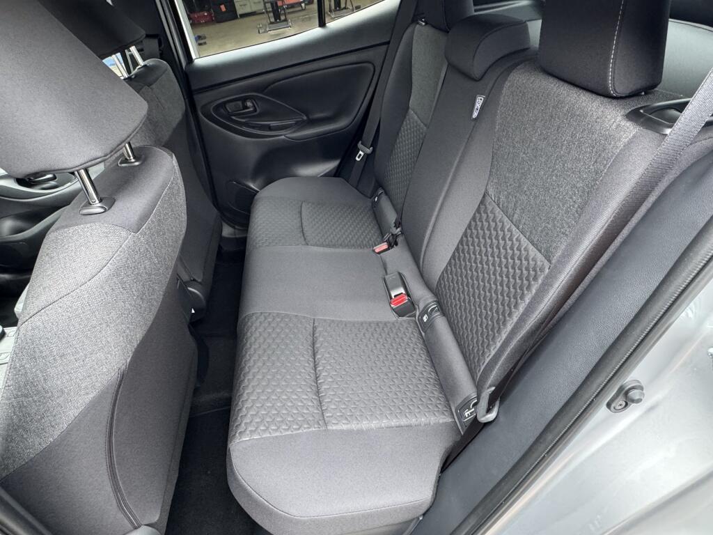 Toyota Yaris Cross 1.5 Hybrid 130 Dynamic | Comfort Pack | Stuur&Stoel vw | Blis - Image 13