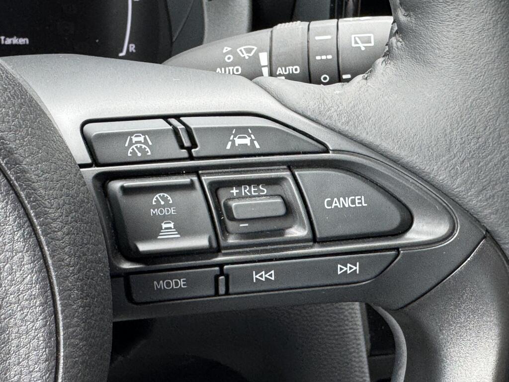 Toyota Yaris Cross 1.5 Hybrid 130 Dynamic | Comfort Pack | Stuur&Stoel vw | Blis - Image 21