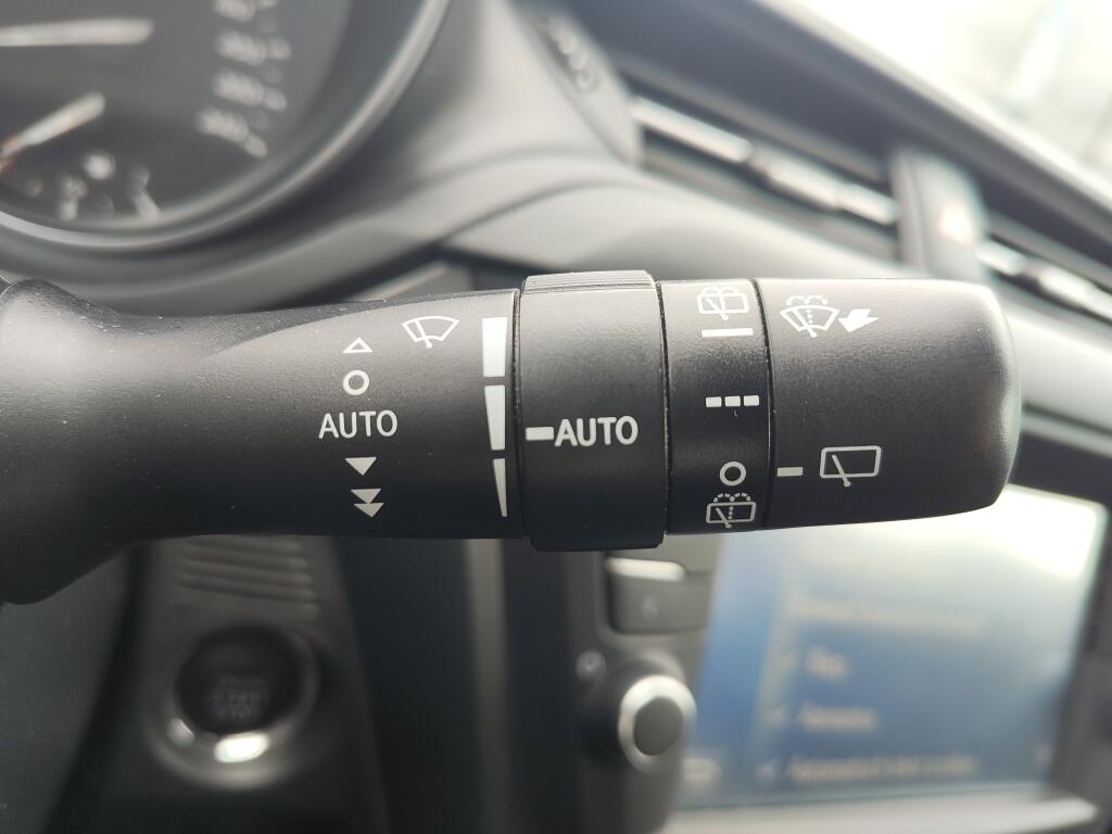 Toyota Avensis Touring Sports 1.8 VVT-i Dynamic Automaat | Trekhaak | Stoelverwarming | Leder - Image 13