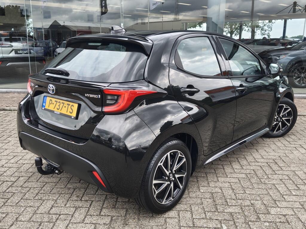 Toyota Yaris 1.5 Hybrid Dynamic | Trekhaak Afneembaar |  Keyless Entry & Star - Image 4