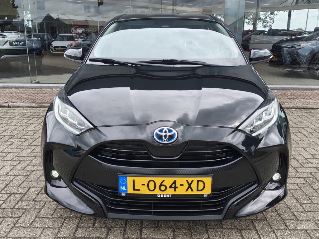 Toyota Yaris 1.5 Hybrid Dynamic | NL Auto | All Season | Keyless Entry & Star - Image 6