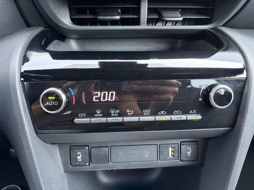 Toyota Yaris Cross 1.5 Hybrid First Edition | Stoelverwarming | Sensoren V/A - Image 20
