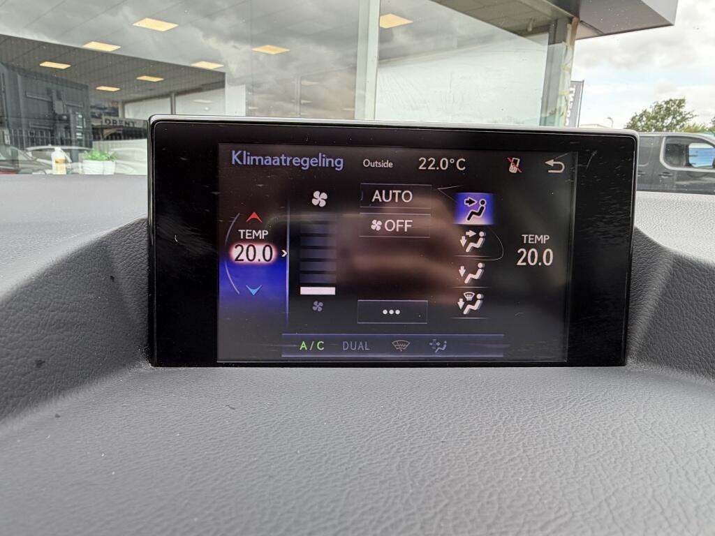 Lexus CT 200h Luxury Line | Schuif/kantel dak | Stoelverwarming | Sensore - Image 22