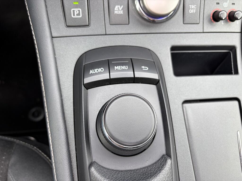 Lexus CT 200h Luxury Line | Schuif/kantel dak | Stoelverwarming | Sensore - Image 27
