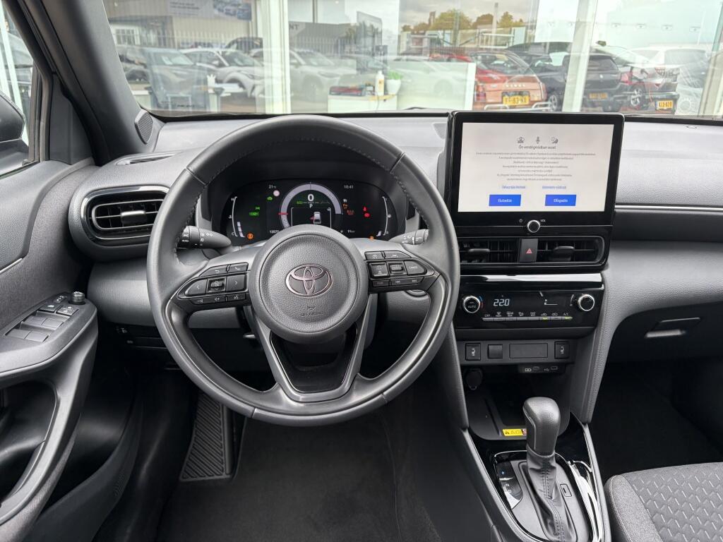 Toyota Yaris Cross 1.5 Hybrid 115 Dynamic | PDC v/a | Stoelverwarming | Keyless Ent - Image 8