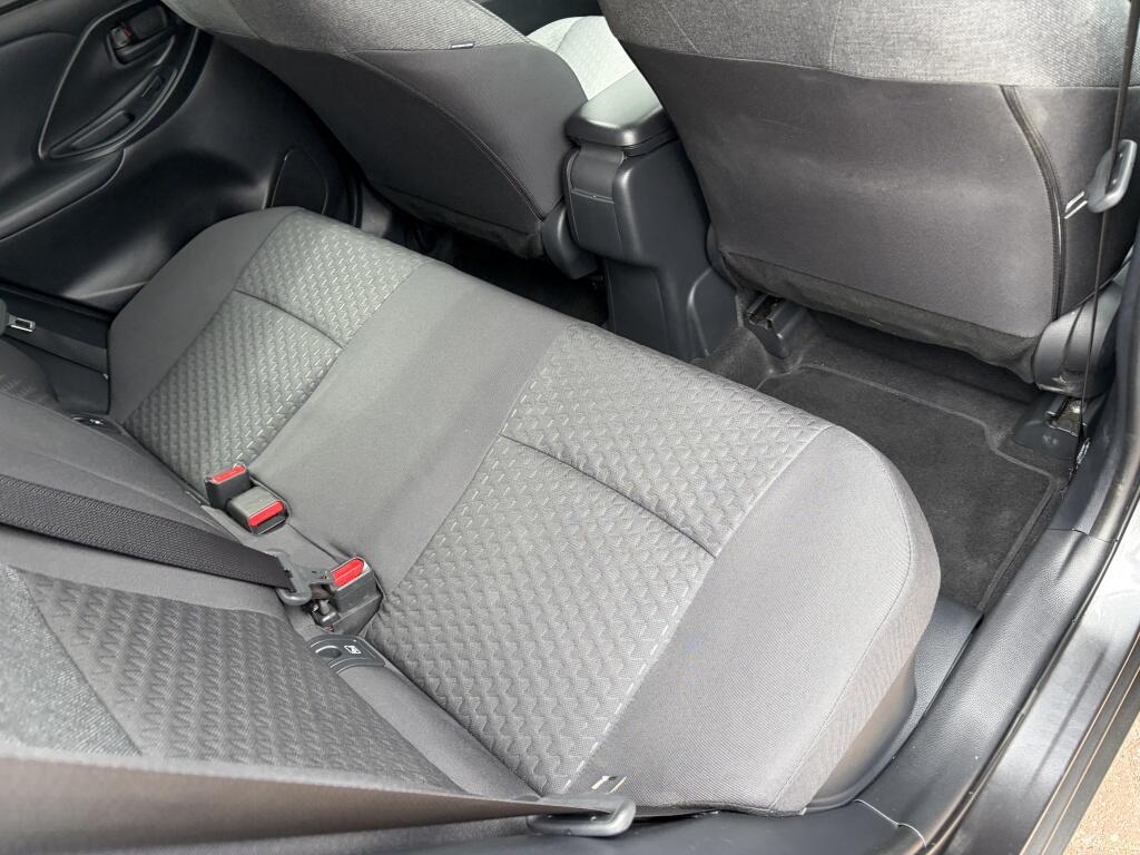 Toyota Yaris Cross 1.5 Hybrid 115 Dynamic | PDC v/a | Stoelverwarming | Keyless Ent - Image 31