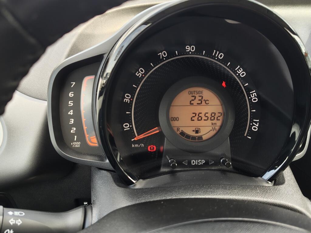 Toyota Aygo 1.0 VVT-i x-joy | All season | Android Auto | Lichtmetaal | El. - Image 10