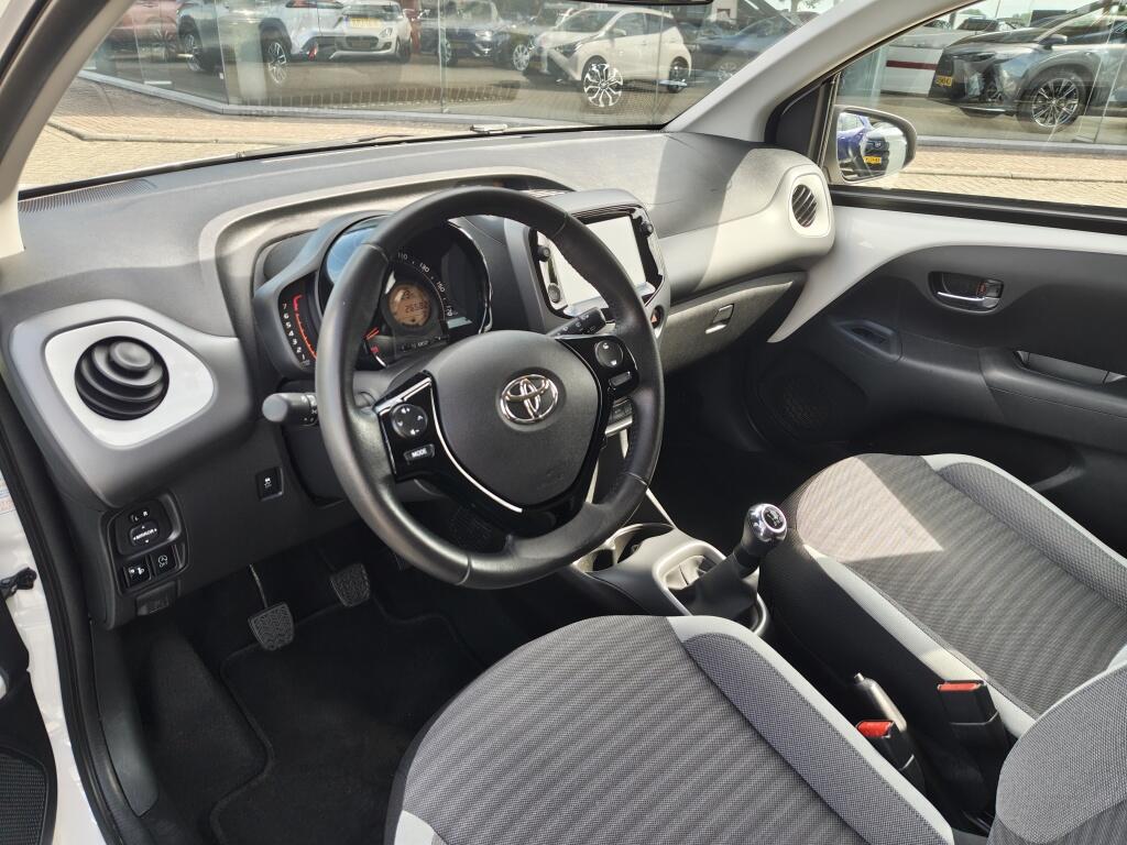 Toyota Aygo 1.0 VVT-i x-joy | All season | Android Auto | Lichtmetaal | El. - Image 22