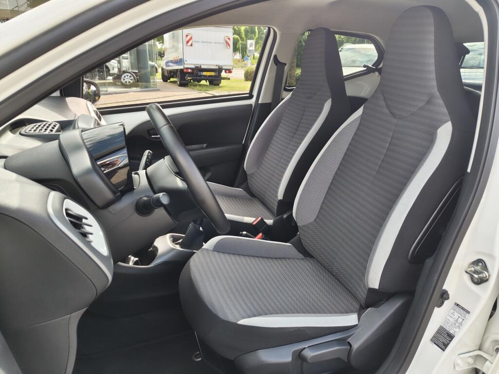 Toyota Aygo 1.0 VVT-i x-joy | All season | Android Auto | Lichtmetaal | El. - Image 23