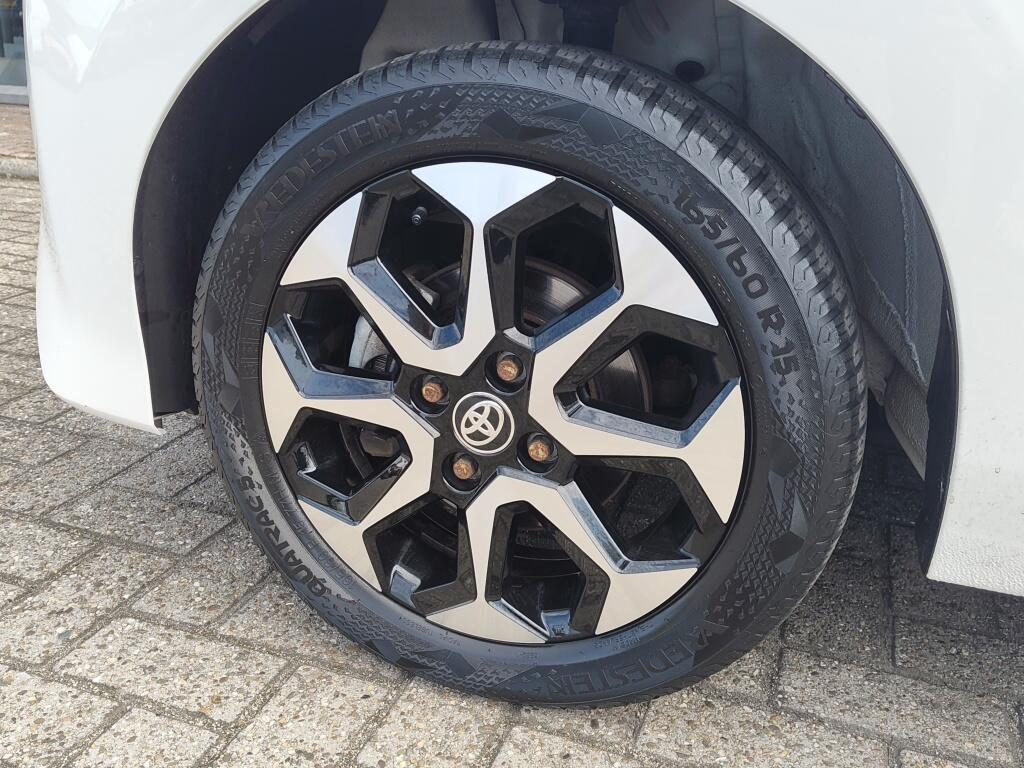 Toyota Aygo 1.0 VVT-i x-joy | All season | Android Auto | Lichtmetaal | El. - Image 32