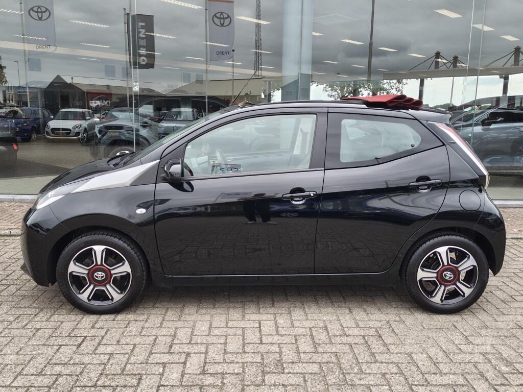 Toyota Aygo 1.0 VVT-i x-wave | El. Vouwdak | Achteruitrijcamera | El. Climat - Image 4