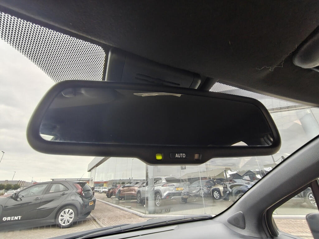 Toyota Yaris 1.5 Hybrid Bi-Tone | Cruise Control | Lichtmetaal | Achteruitrij - Image 26