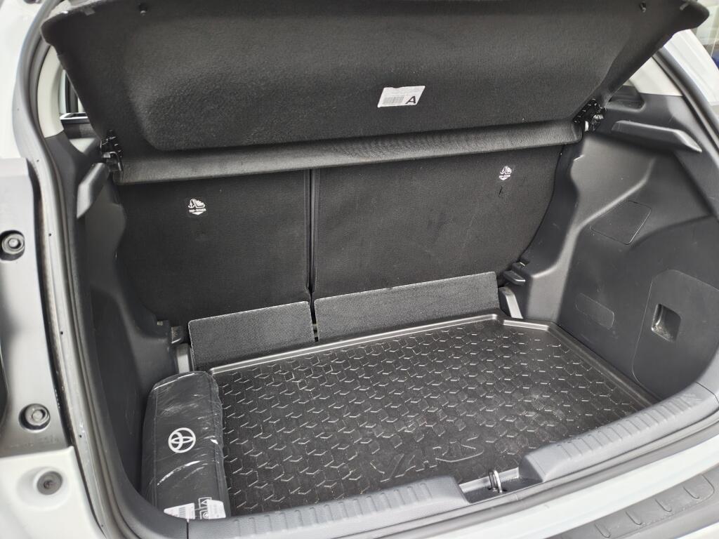 Toyota Yaris 1.5 Hybrid Dynamic | Keyless Entry | Stoelverwarming | Android A - Image 29