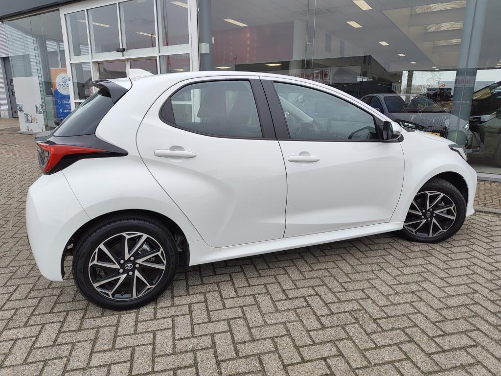 Toyota Yaris 1.5 Hybrid Dynamic | Keyless Entry | Stoelverwarming | Android A - Image 5