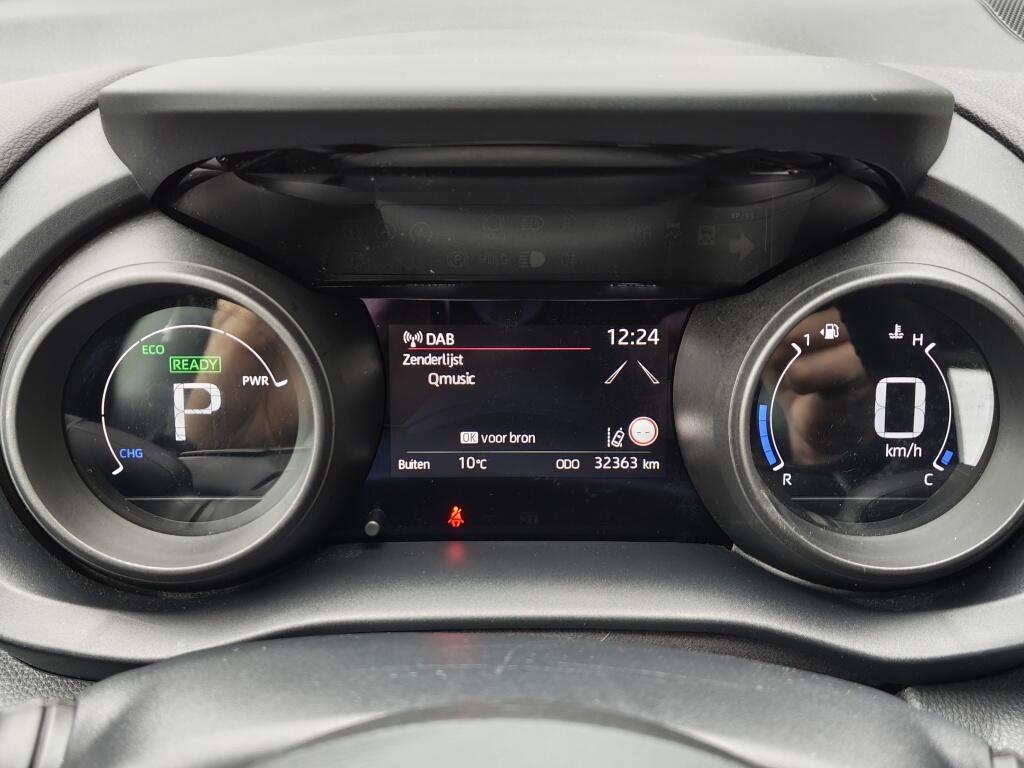 Toyota Yaris 1.5 Hybrid Dynamic | Keyless Entry | Stoelverwarming | Android A - Image 9