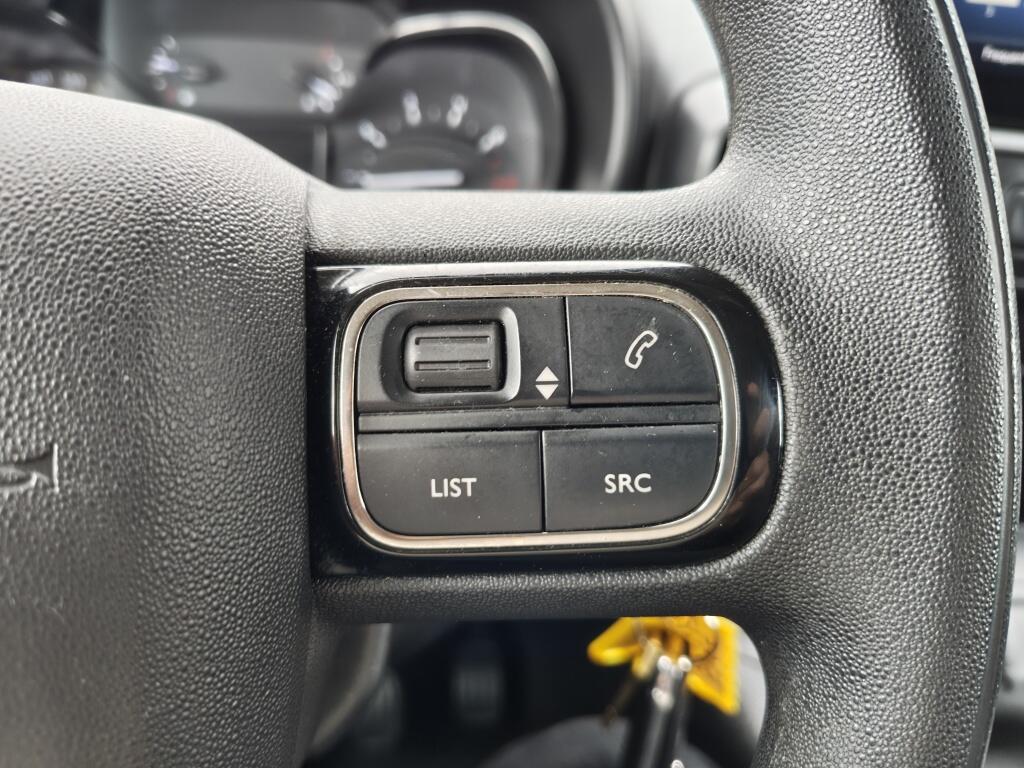 Toyota PROACE CITY 1.5 D-4D Navigator | All Seasons | Cruise Control | Android Auto - Image 12