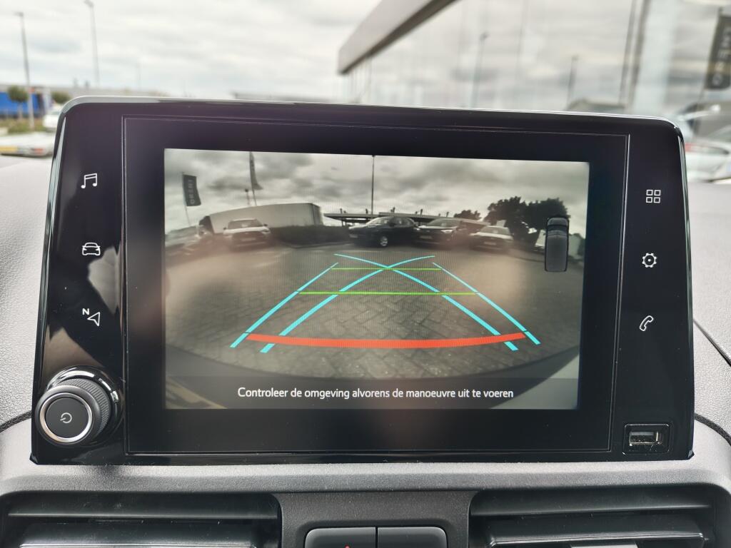 Toyota PROACE CITY 1.5 D-4D Navigator | All Seasons | Cruise Control | Android Auto - Image 19