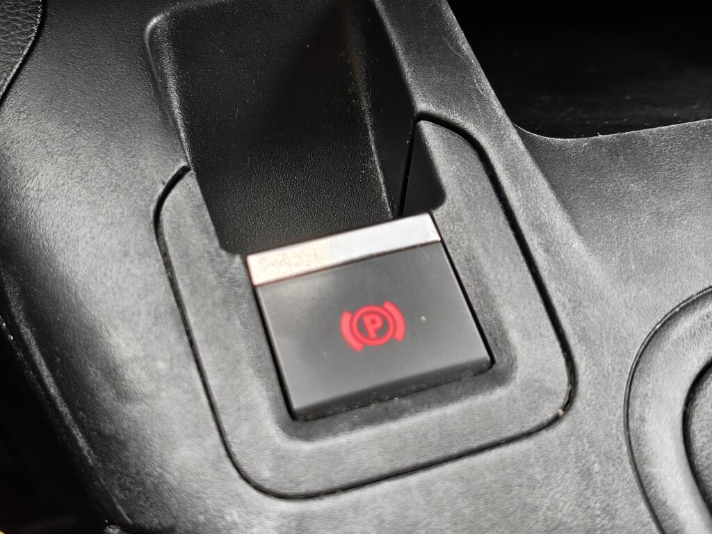 Toyota PROACE CITY 1.5 D-4D Navigator | All Seasons | Cruise Control | Android Auto - Image 21