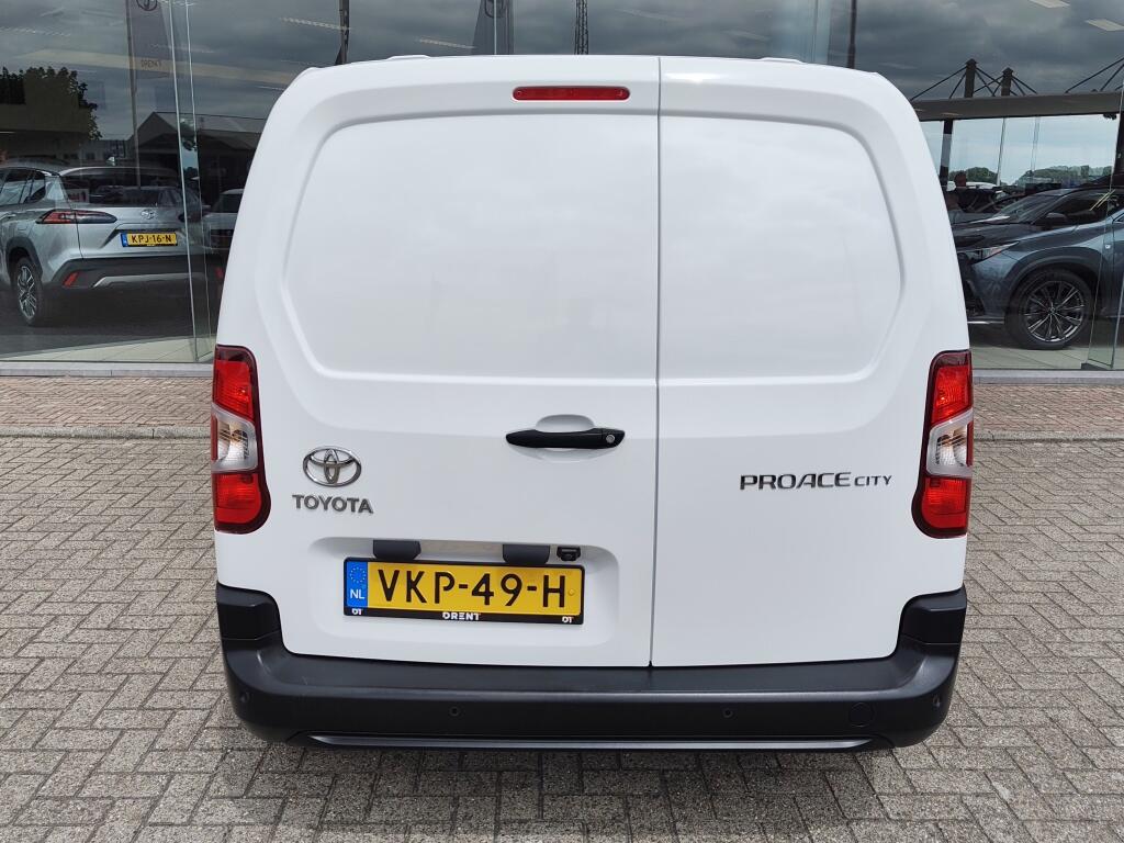 Toyota PROACE CITY 1.5 D-4D Navigator | All Seasons | Cruise Control | Android Auto - Image 7