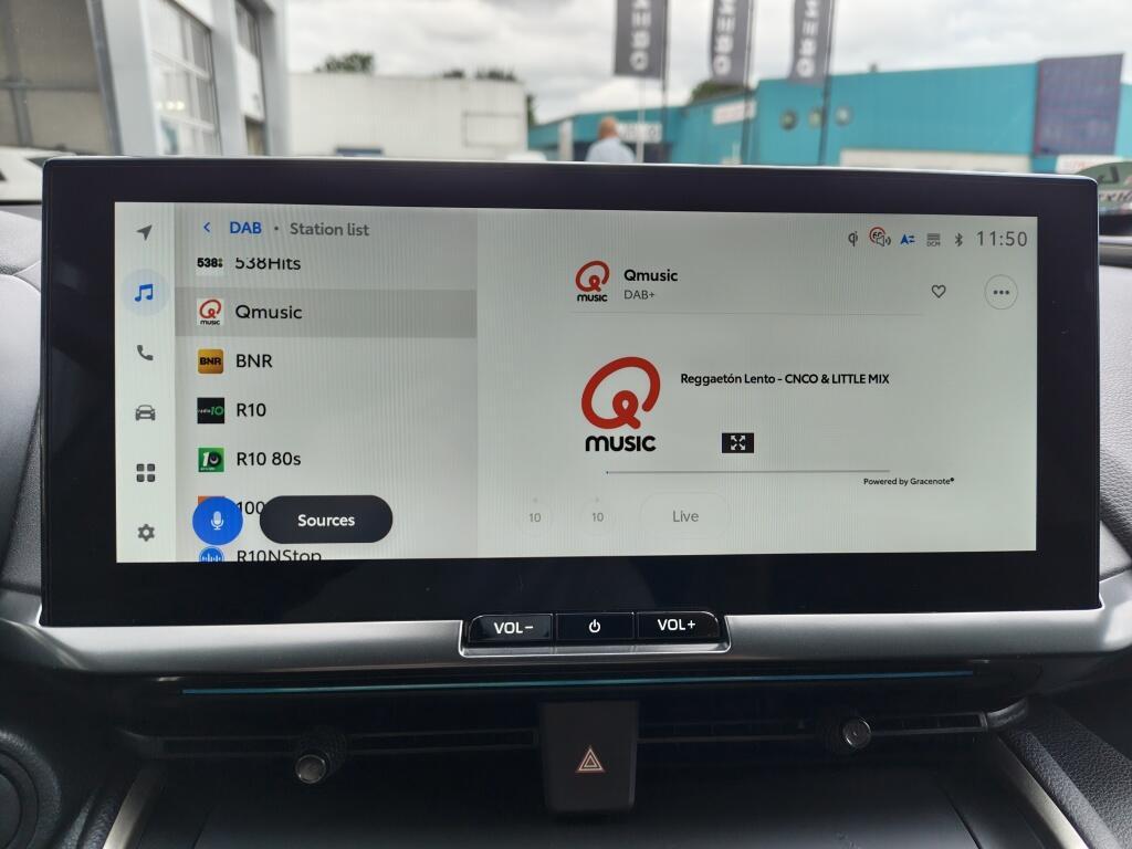 Toyota C-HR 2.0 PHEV 220 Executive | JBL | Navi | Memory Seat | Android Auto - Image 15